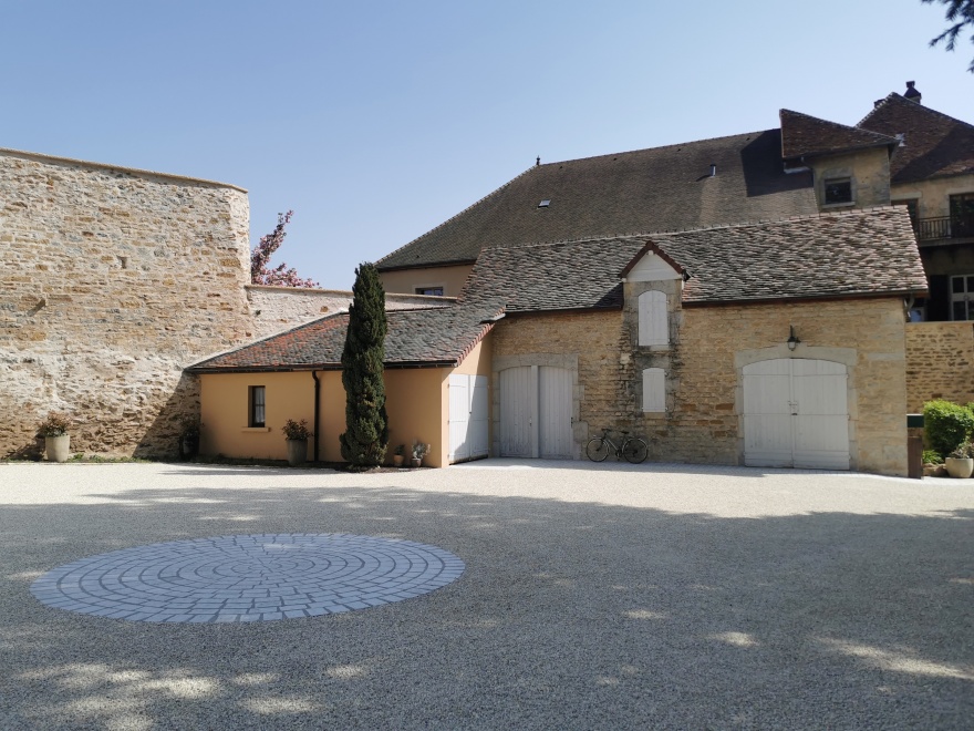 Cration Cour en Gravistar  ARBOIS conue le 07/04/2022