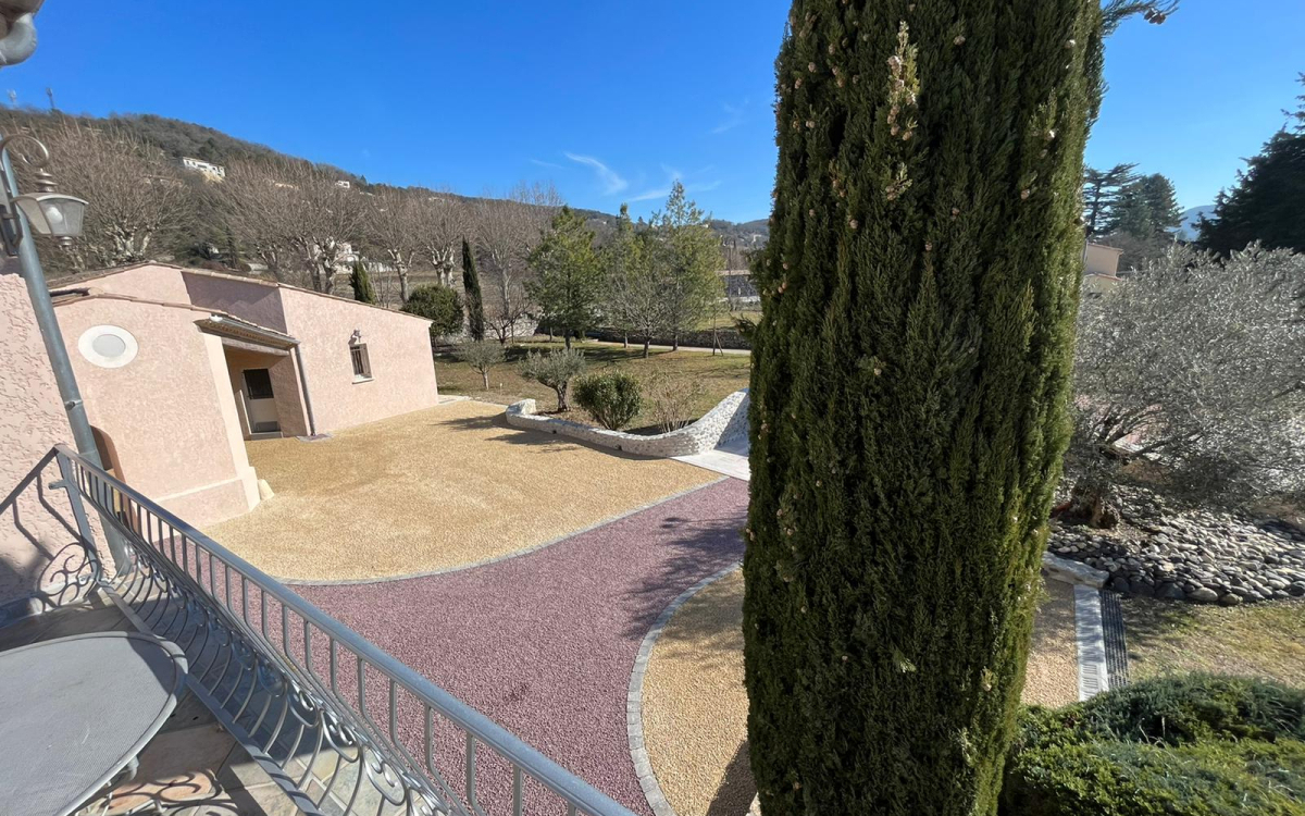 Conception Cour en Gravistar - Drme ralise le 03/03/2023