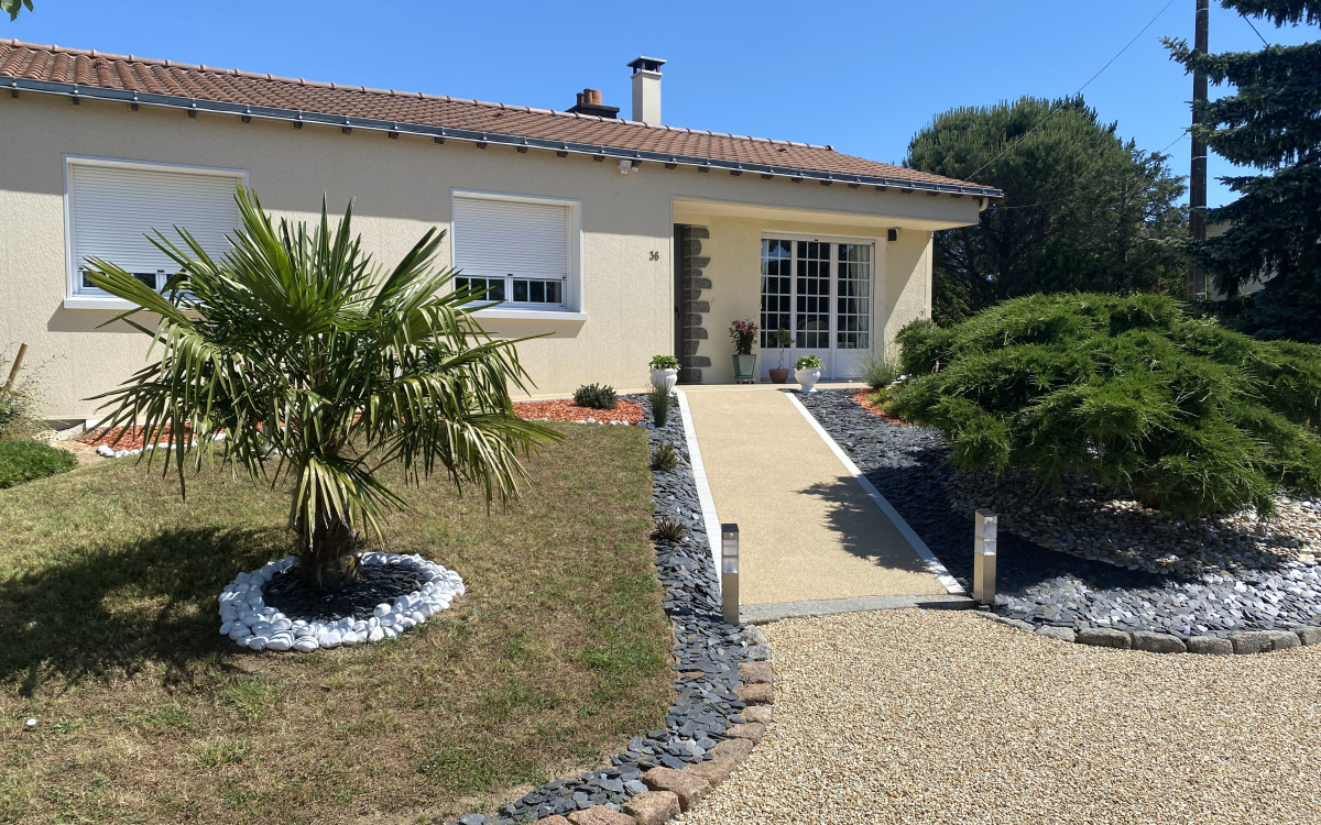 Cration Cour en bton decoratif, Gravistar et Pav la couture  cholet conue le 20/09/2022