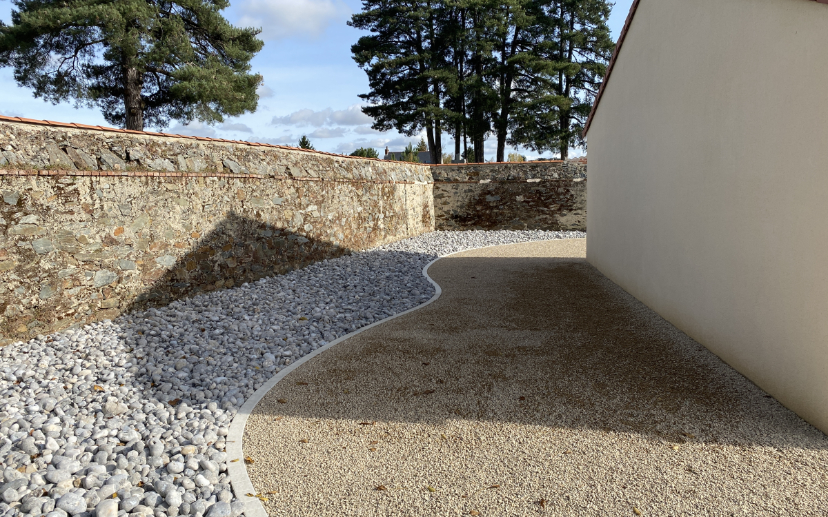 Conception Cour en Alvostar et Boib  Chemill en anjou ralise le 25/10/2021