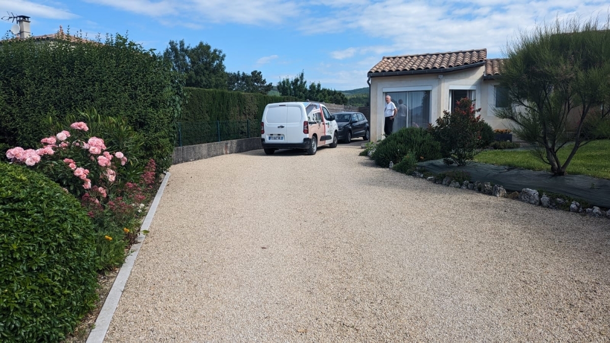 Cration Cour en Alvostar - Drme conue le 11/07/2024