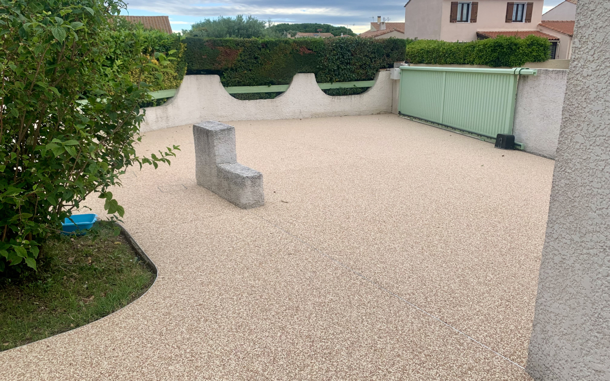 Cration Cour en Hydrostar  VINASSAN conue le 30/05/2024