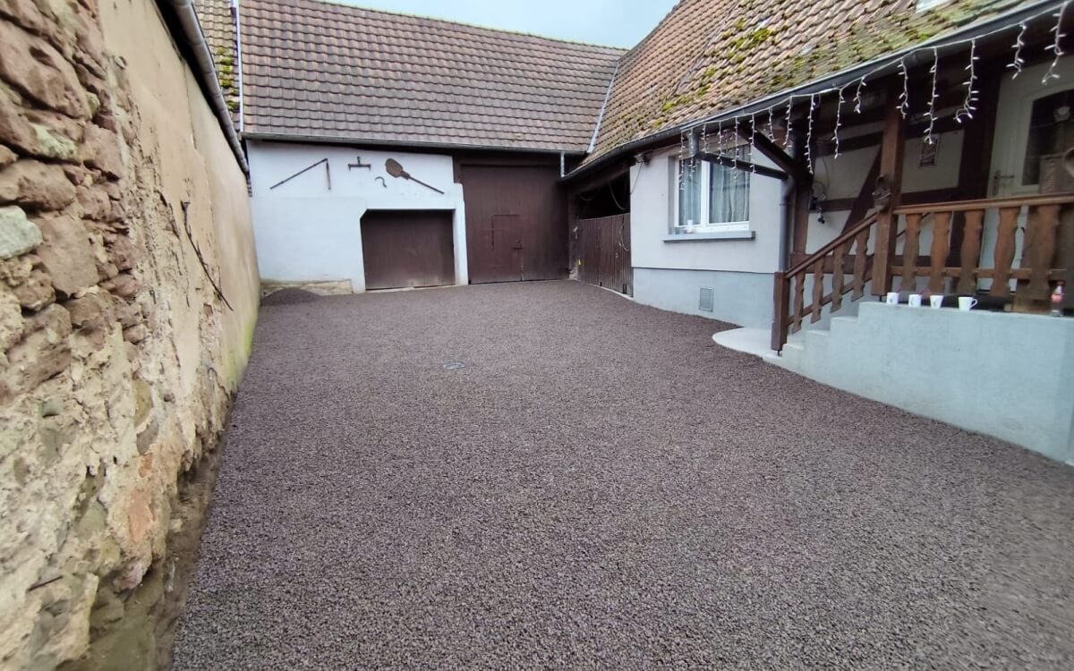 Ralisation Cour en Alvostar et Gravistar  Griesbach  cre le 11/12/2024