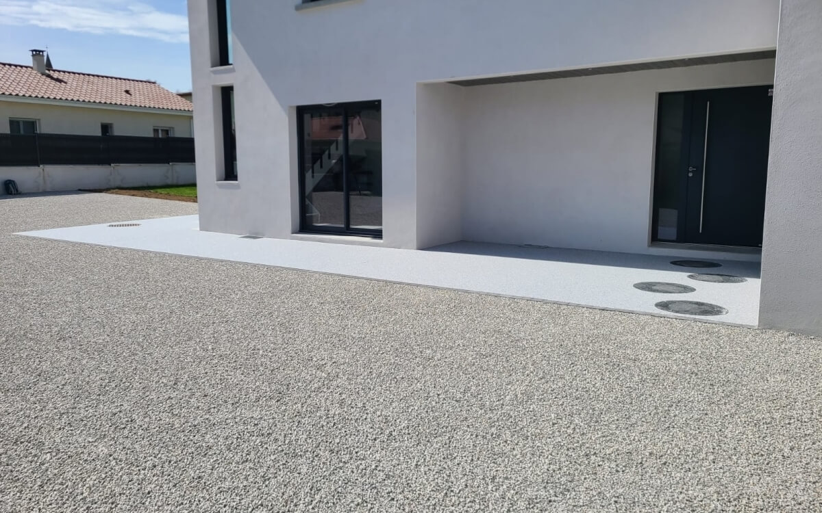 Conception Cour en Gravistar et Hydrostar  THODURE cre le 04/04/2025