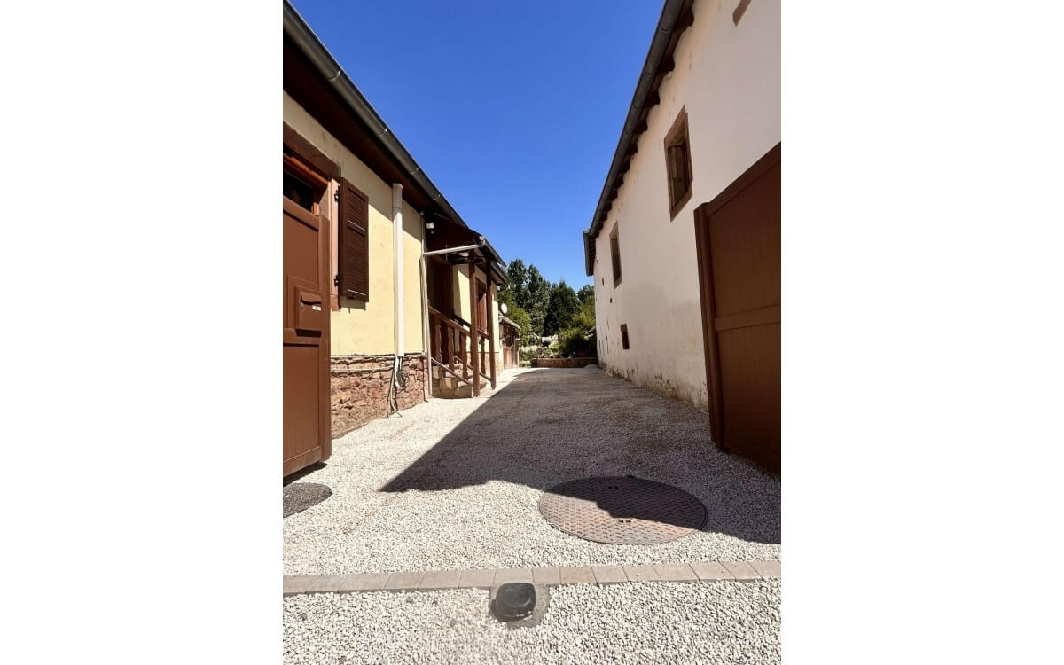 Ralisation Cour en Alvostar  AVOLSHEIM conue le 07/05/2025