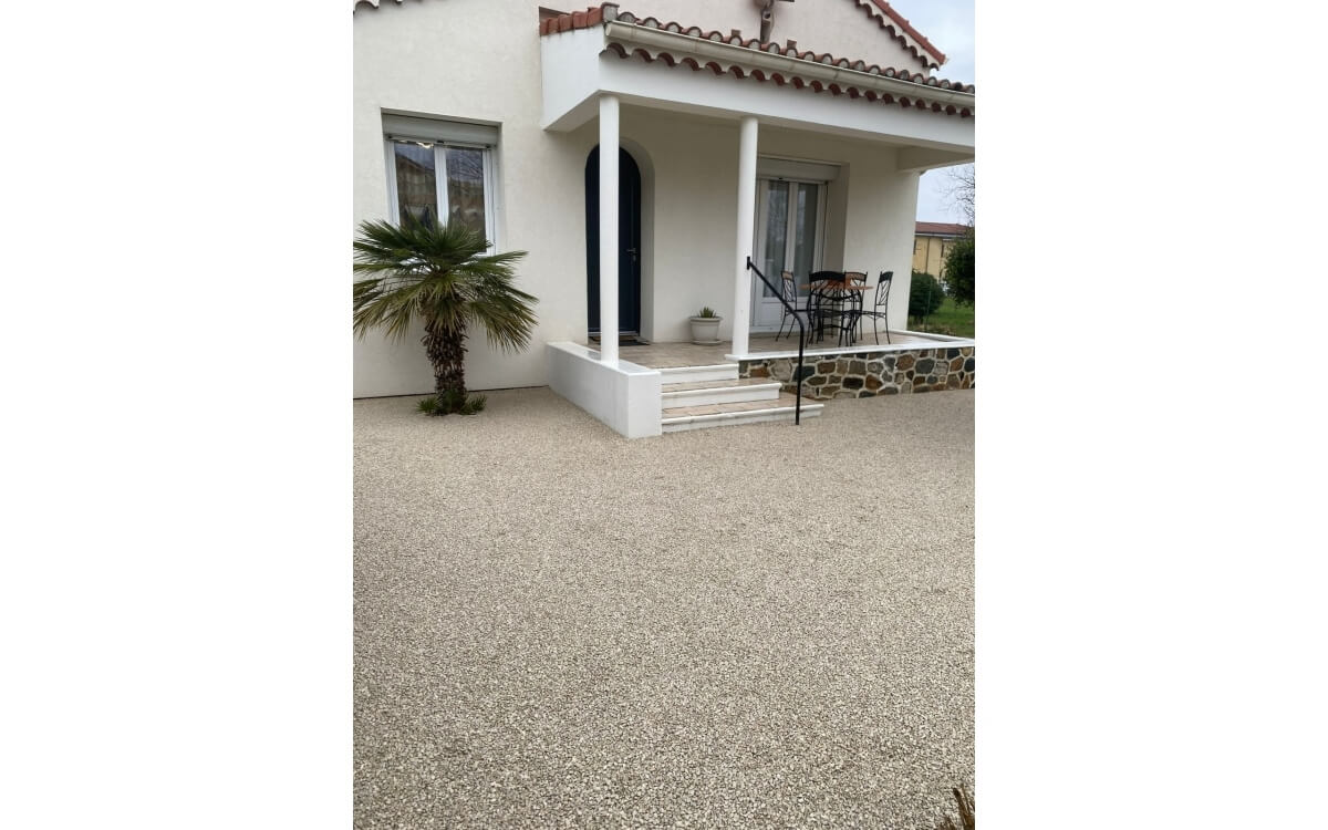 Ralisation Cour en Alvostar - Drme conue le 11/06/2025