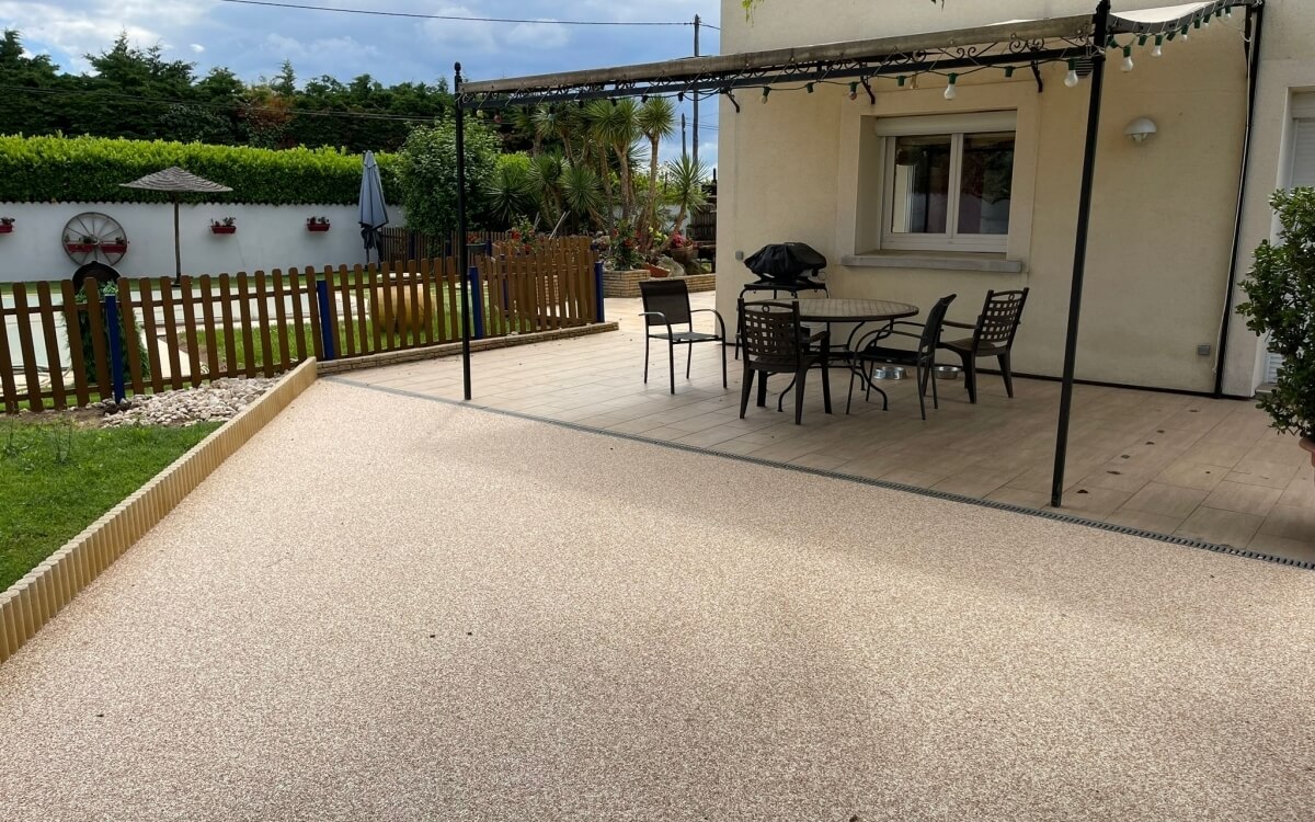 Ralisation Cour en Hydrostar - Drme cre le 11/06/2025