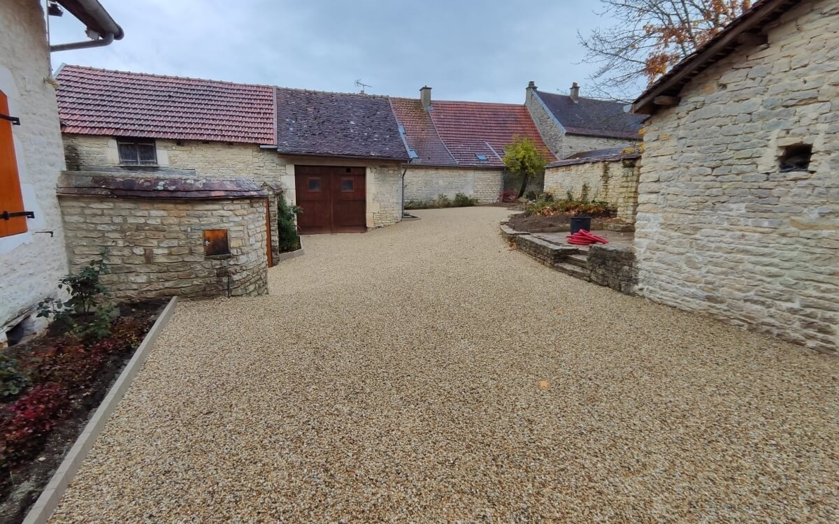 Conception Cour en Alvostar  BALNOT SUR LAIGNE cre le 16/11/2023