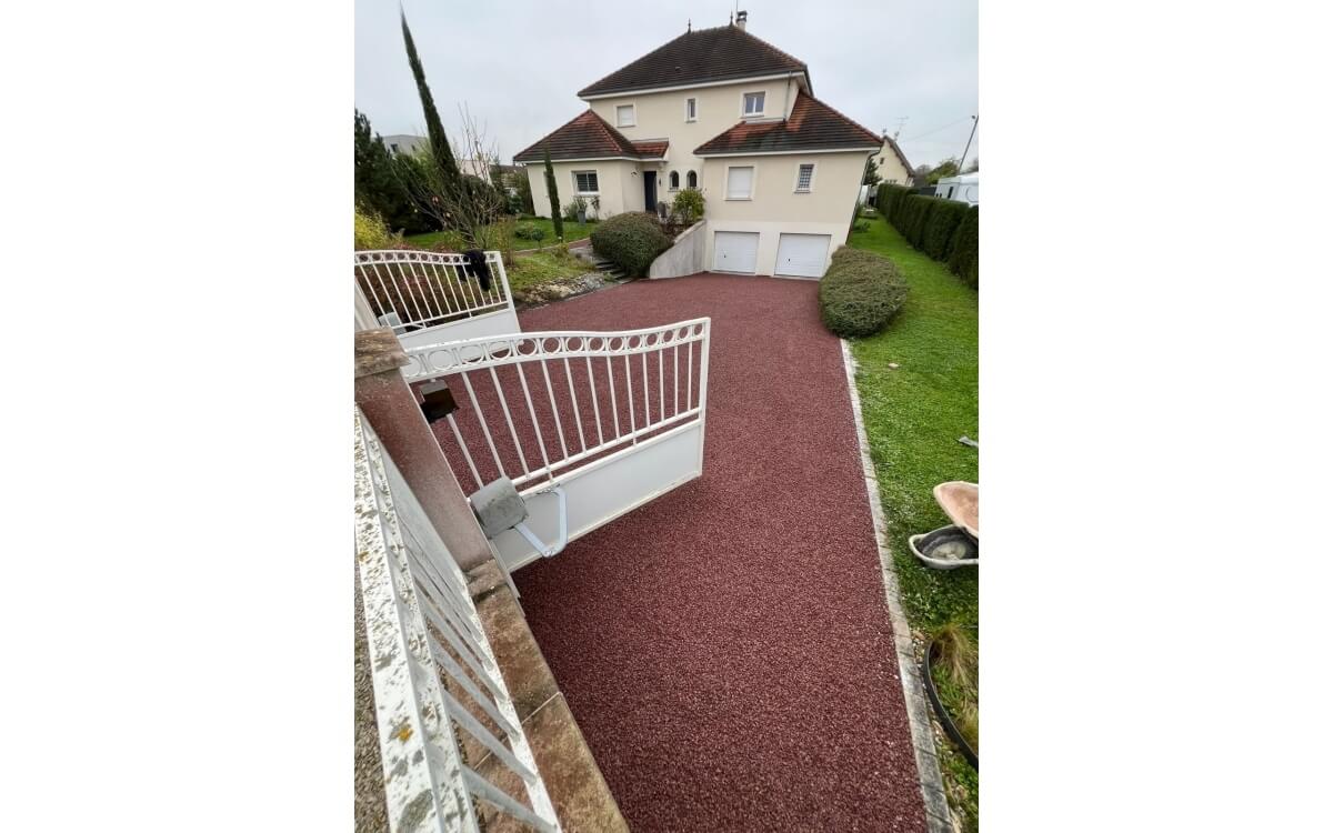 Ralisation Cour en Alvostar  SAINTE MAURE conue le 08/11/2024