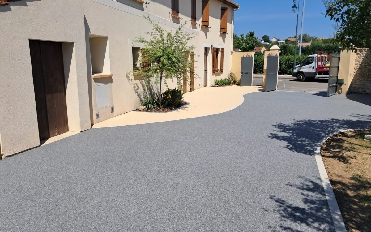 Cration Cour en Hydrostar  91480 ralise le 23/06/2025
