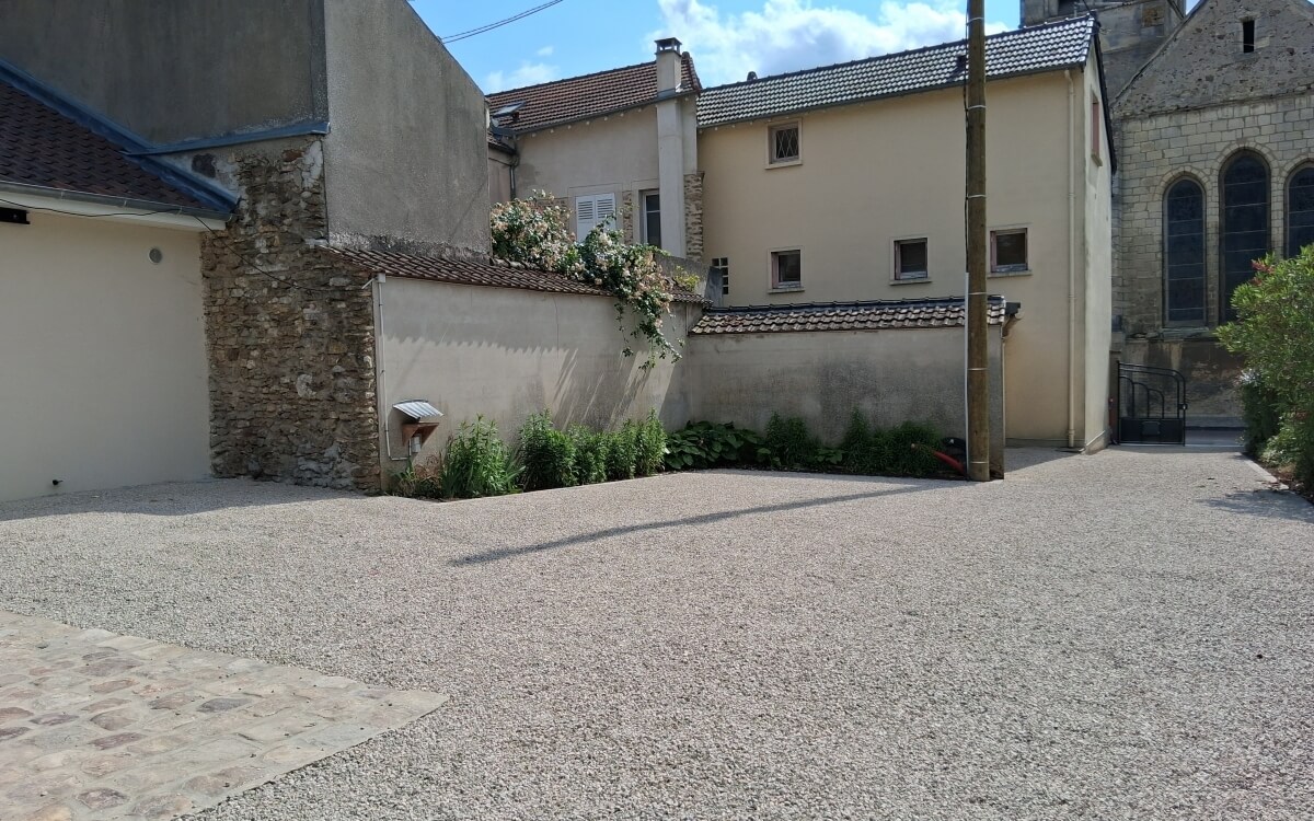 Cration Cour en Alvostar et pierra nature  sucy en brie conue le 06/06/2025