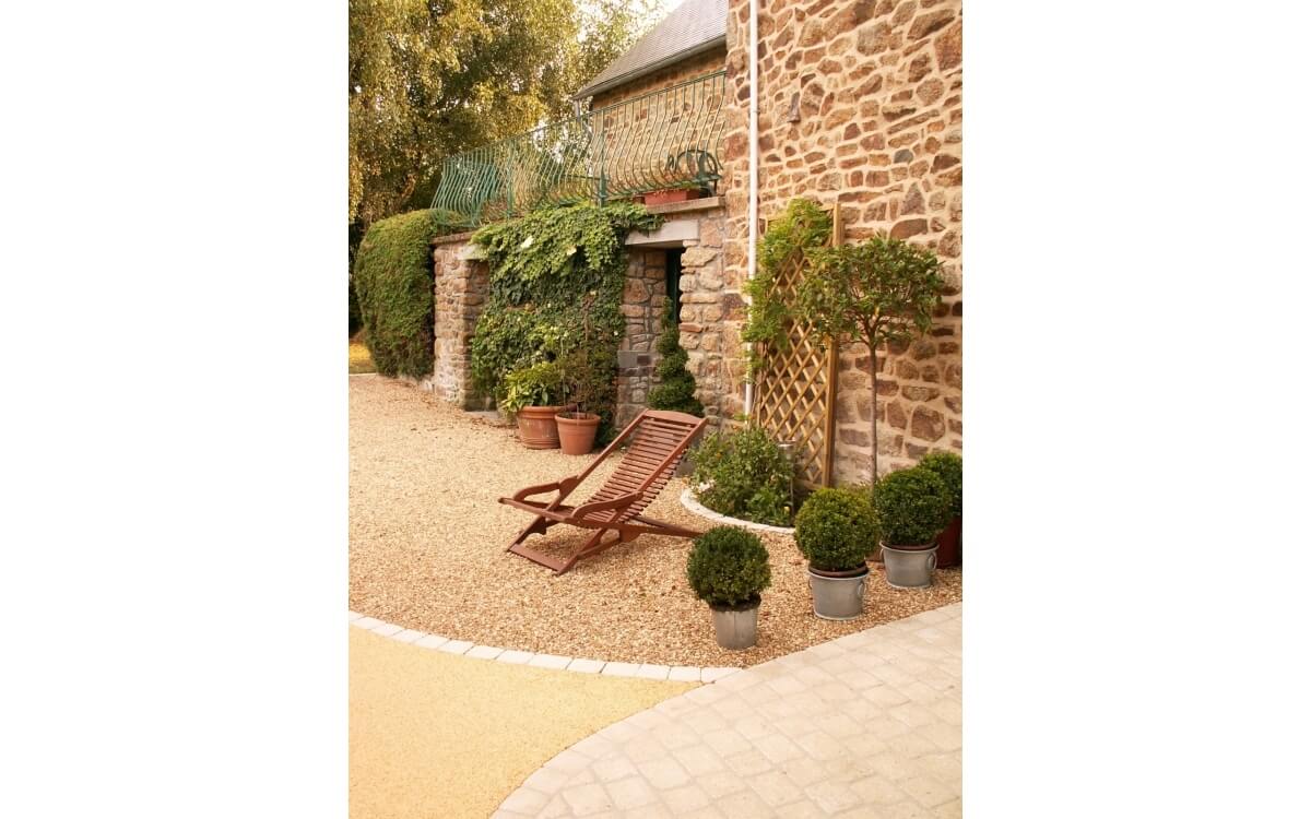 Ralisation Cour en Alvostar et Pav la couture - Ile et Vilaine