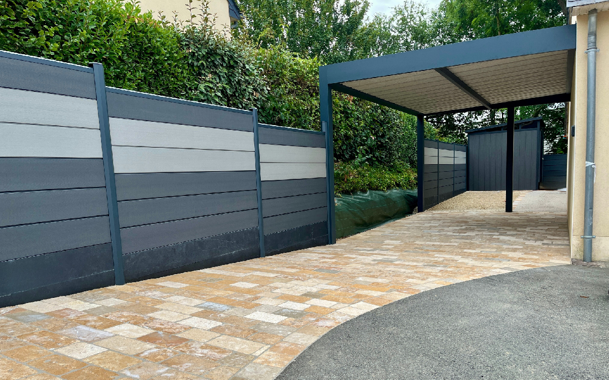 Ralisation Cour en enrob  chaud et pierra nature  Chateau-Gontier cre le 09/10/2025