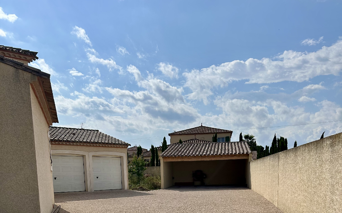 Cration Cour en Alvostar, Gravistar et Pav la couture - Aude