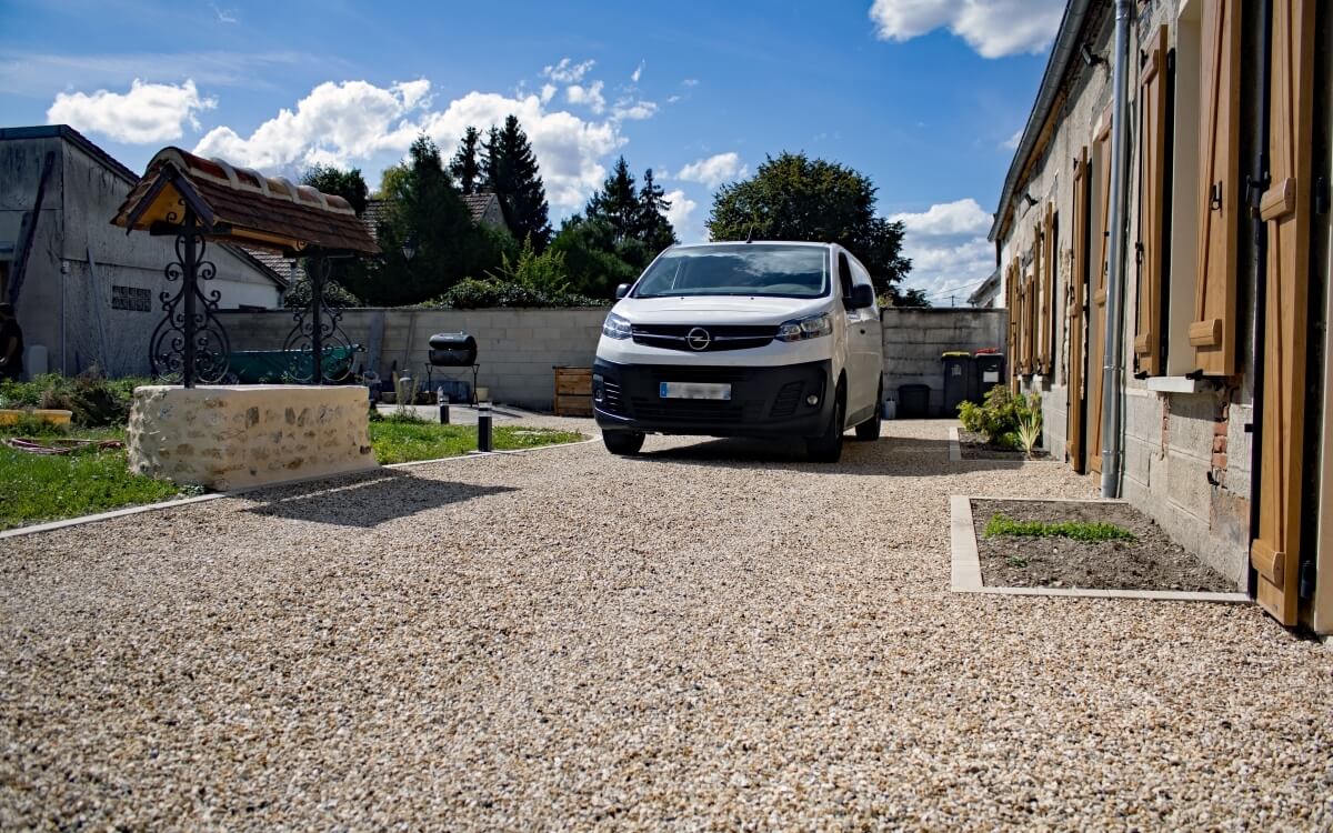 Cration Cour en Alvostar  Nogent sur Seine  ralise le 12/11/2025