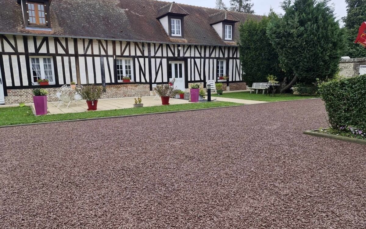 Cration Cour en Gravistar  MONTAURE conue le 01/12/2025