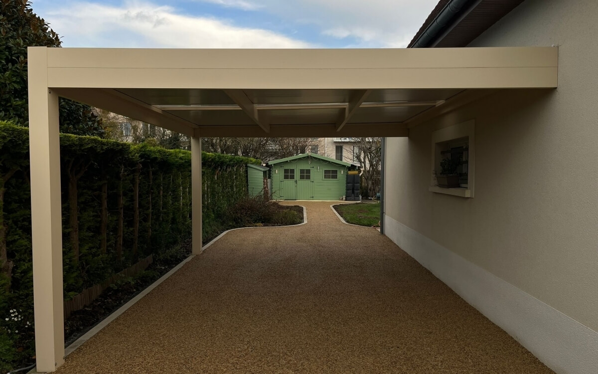 Cr�ation Cour en Alv�ostar� et Pav� la couture� � Surville r�alis�e le 10/12/2025