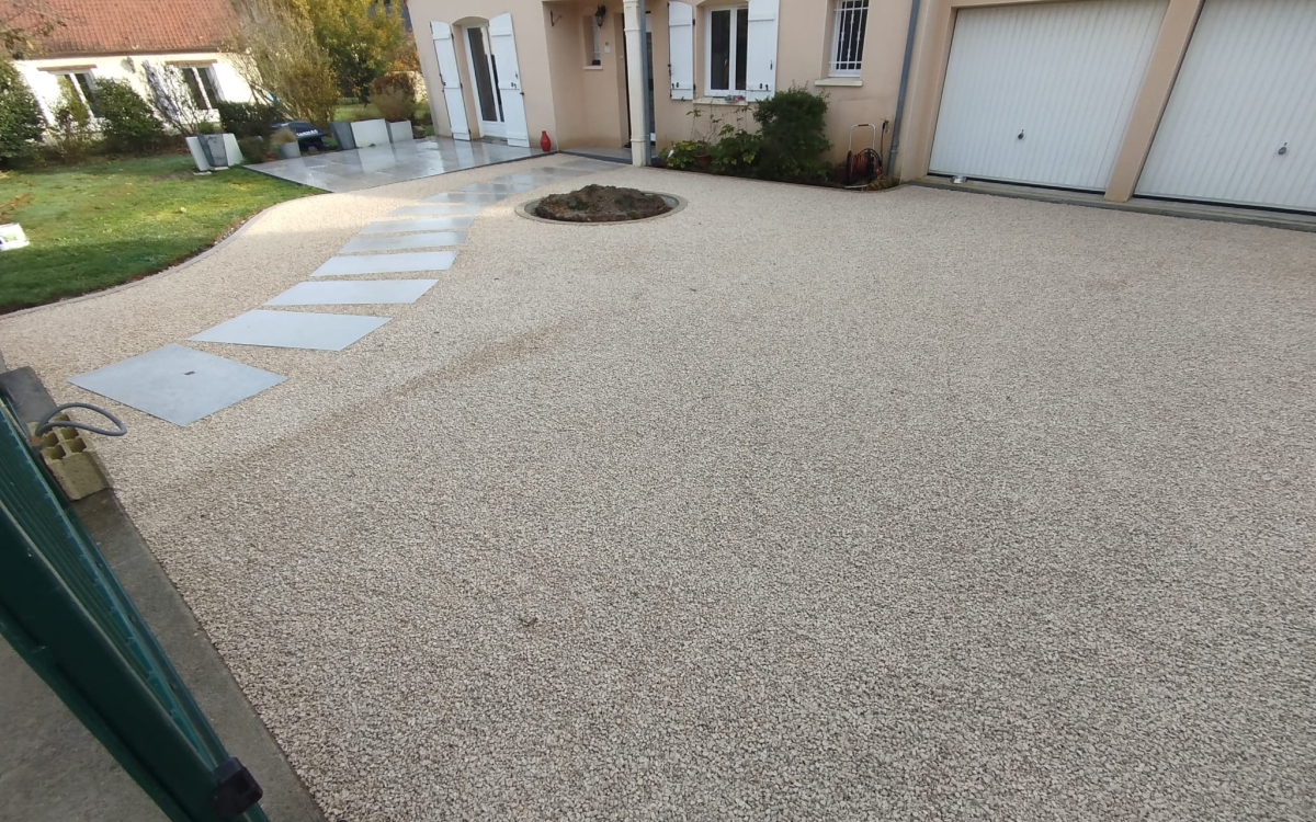 Cr�ation Cour en Alv�ostar� � GAZERAN con�ue le 25/09/2025