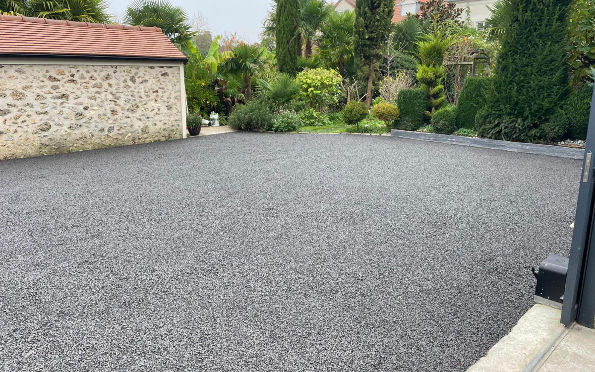 Cr�ation Cour en Gravistar� � Saint-L�ger-en-Yvelines con�ue le 03/09/2025