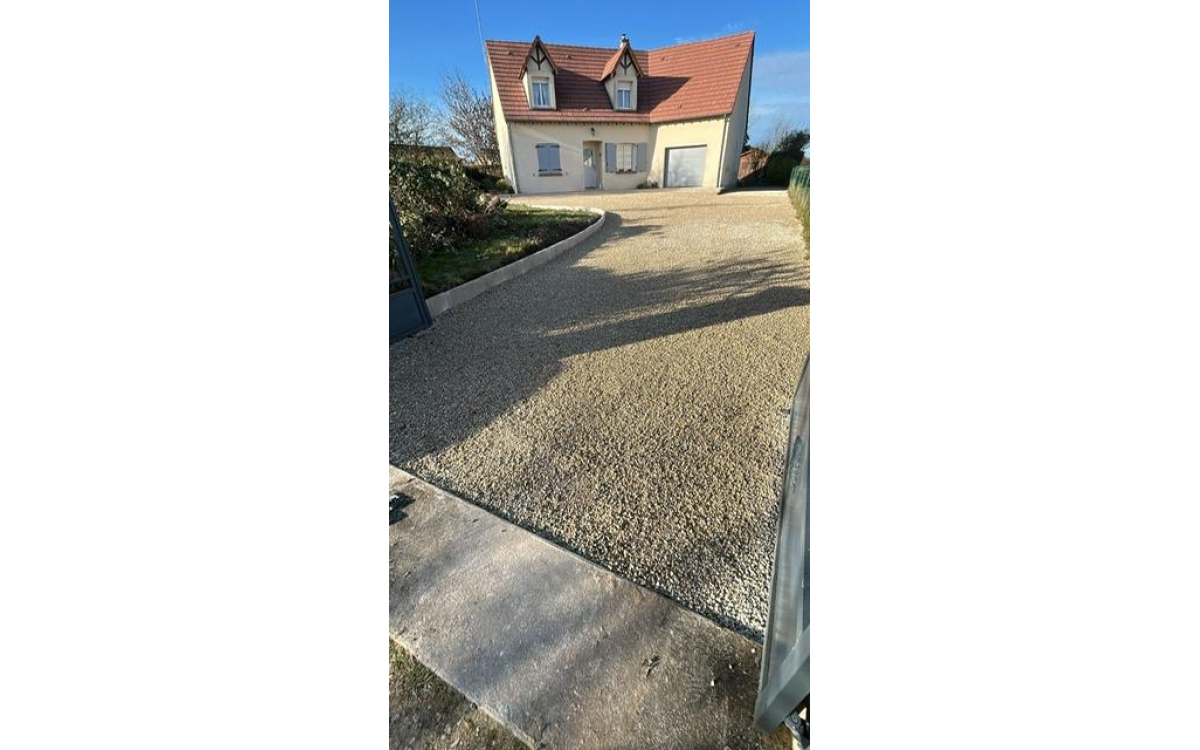 Cr�ation Cour en Gravistar �  LA VILLE AUX CLERCS con�ue le 15/06/2026