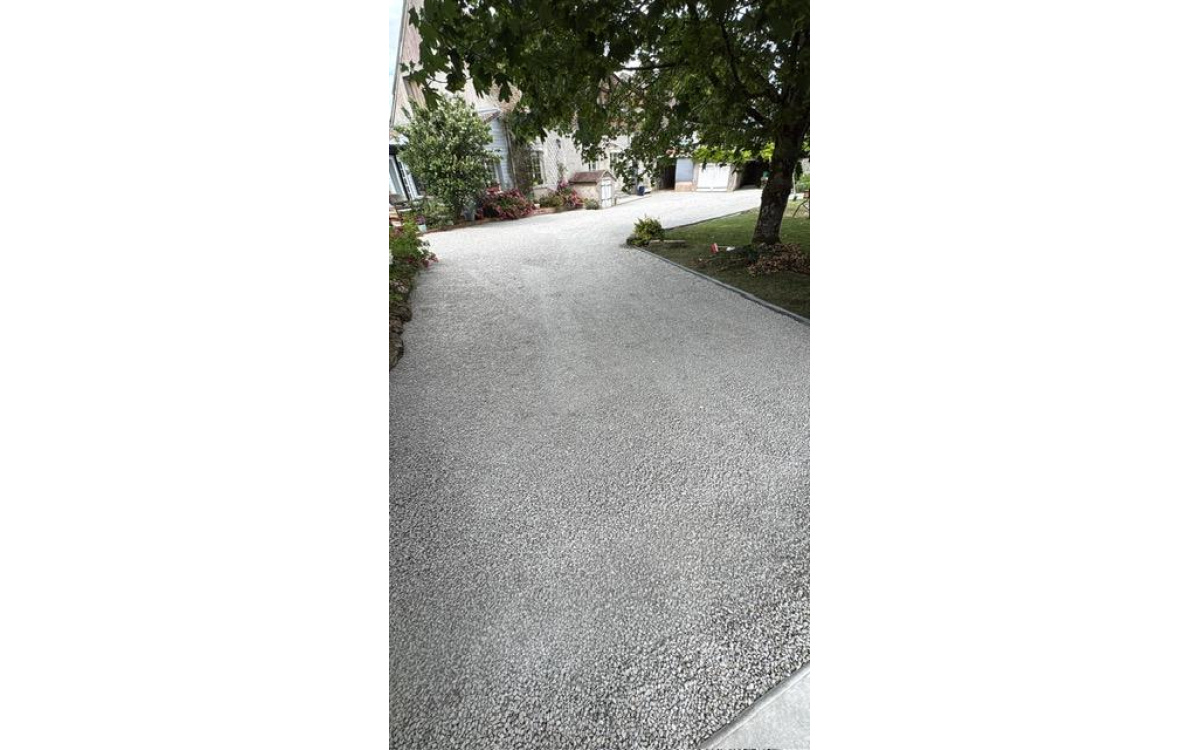 Conception Cour en Alv�ostar � VILLERMAIN cr��e le 15/06/2026