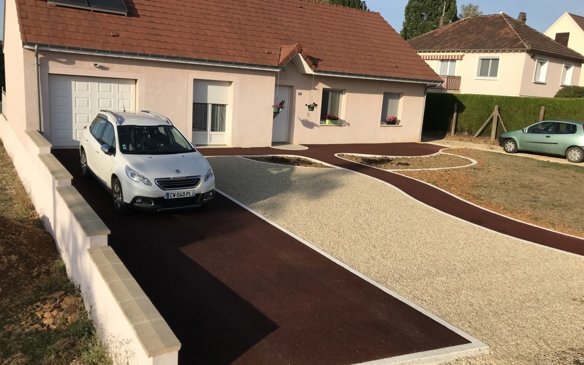 Cration Cour en Gravistar - Entreprise Yverneau - Yonne conue le 20/09/2018