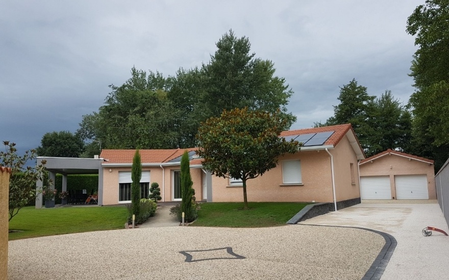 Conception Cour en Minéralstar - Entreprise Faudon III - Loire réalisée le 20/11/2018