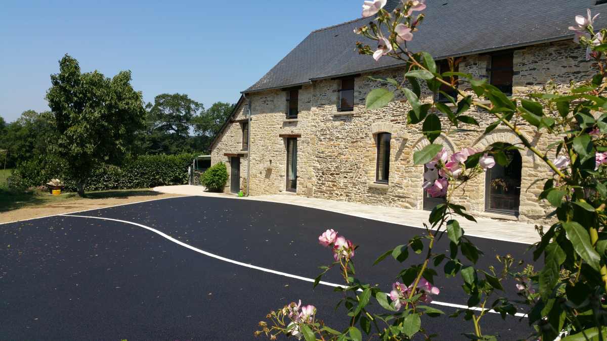 Conception Cour en Nrostar - Entreprise Belz Le Nozer - Ille et Vilaine ralise le 15/01/2019