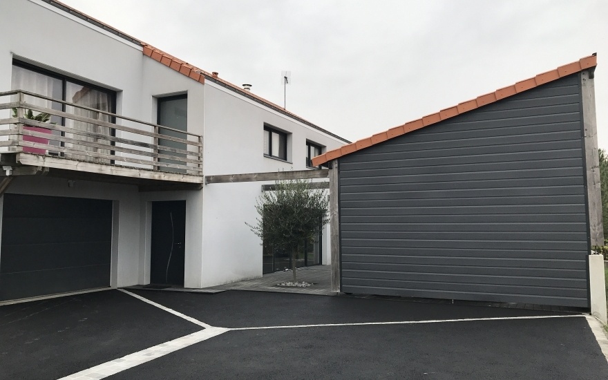 Ralisation Cour en enrob noir  chaud  Chemille conue le 15/01/2019