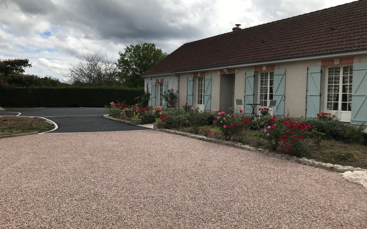 Cration Cour en Gravistar  Huisseau-sur-Cosson ralise le 30/01/2019