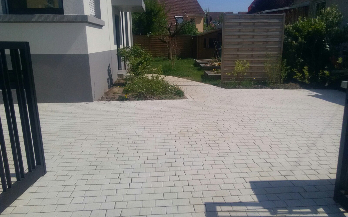 Cration Cour en Pavage - Bas-Rhin conue le 03/09/2019