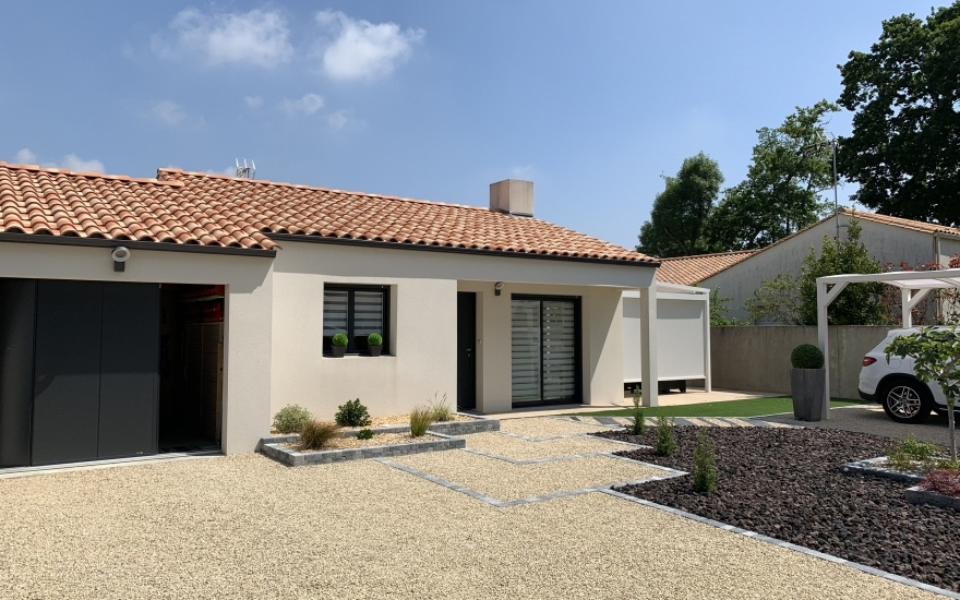Conception Cour en Alvostar  - Vende cre le 03/12/2019