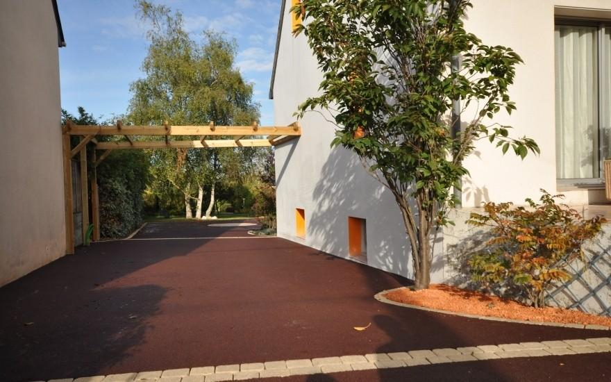 Ralisation Cour en Stardraine  Saint Nazaire cre le 30/04/2025