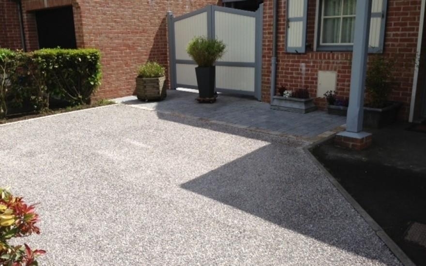 Cration Petite cour en Alvostar  Ronchin ralise le 30/04/2025