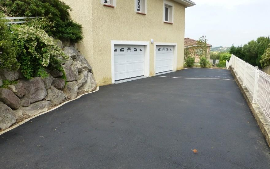 Ralisation Cour en enrob  chaud  Montgiscard conue le 15/01/2018