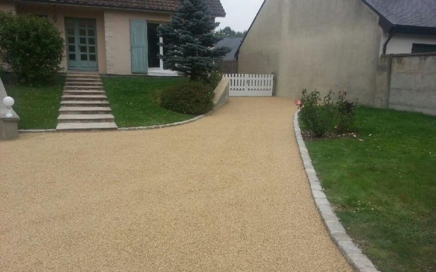 Ralisation Cour en Gravistar  Le Coudray cre le 01/05/2025