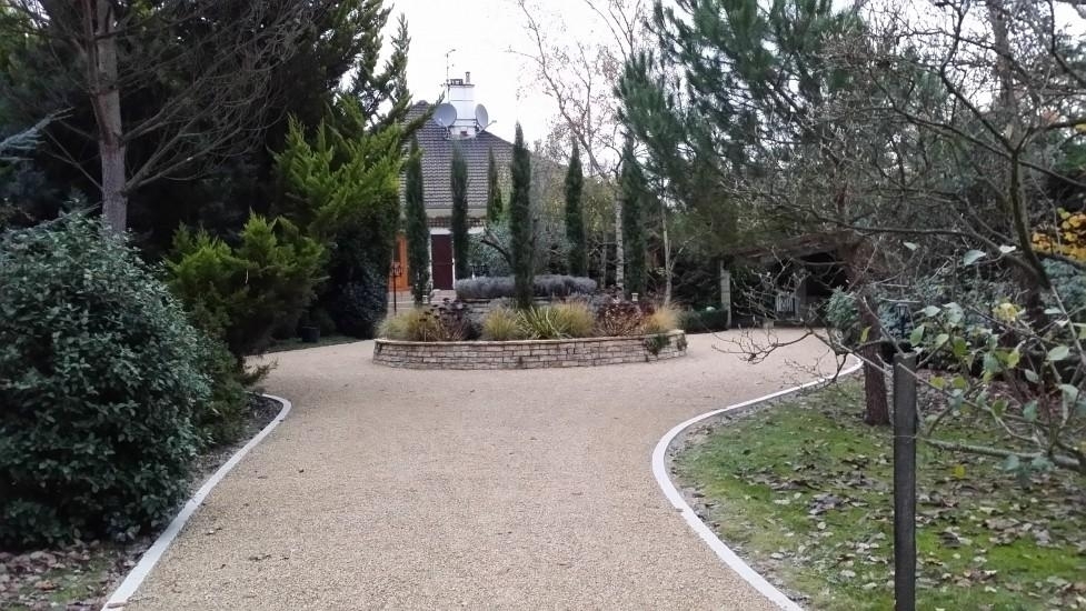 Cration Cour en Gravistar  Nozay conue le 30/04/2025