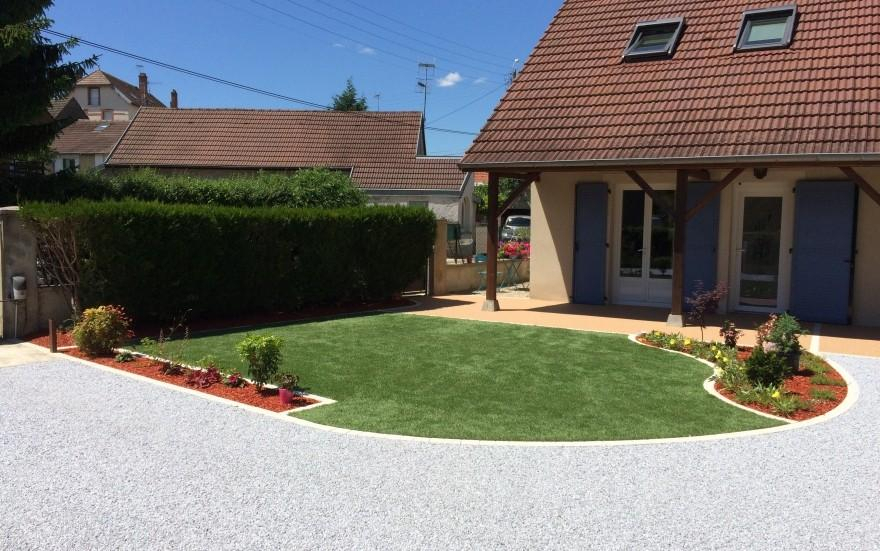 Cration Cour en Gravistar, DM Green et Hydrostar  Tavaux  ralise le 11/05/2025