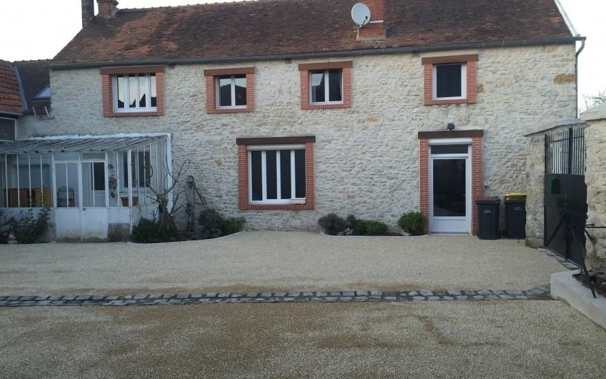 Ralisation Cour en Alvostar  Fromont conue le 01/05/2025