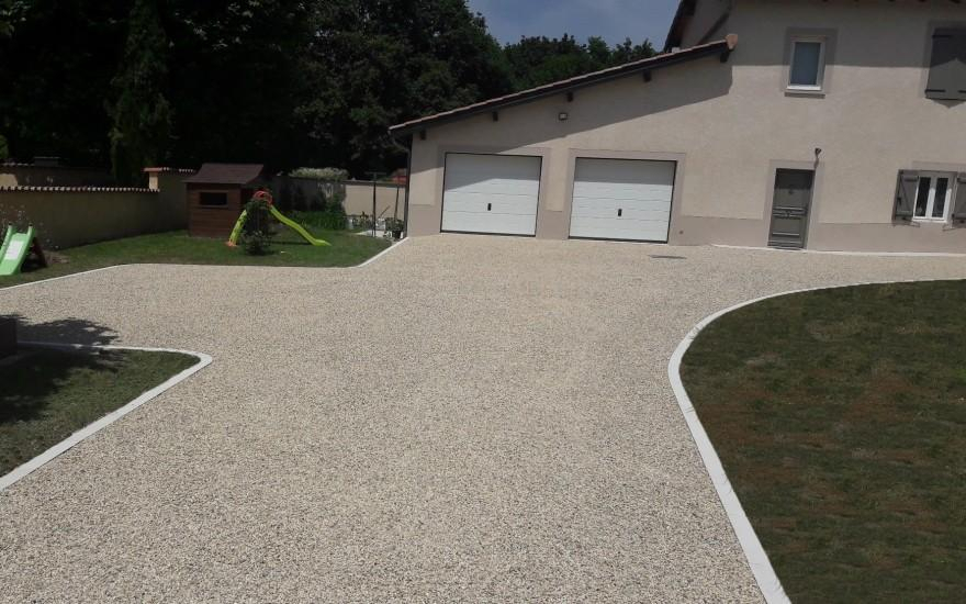 Cration Cour en Gravistar  Montmerle-sur-Sane conue le 01/05/2025