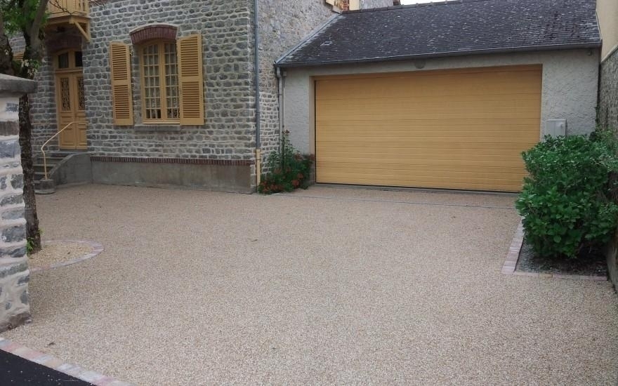 Cration Cour en Gravistar  Bruz ralise le 01/05/2025