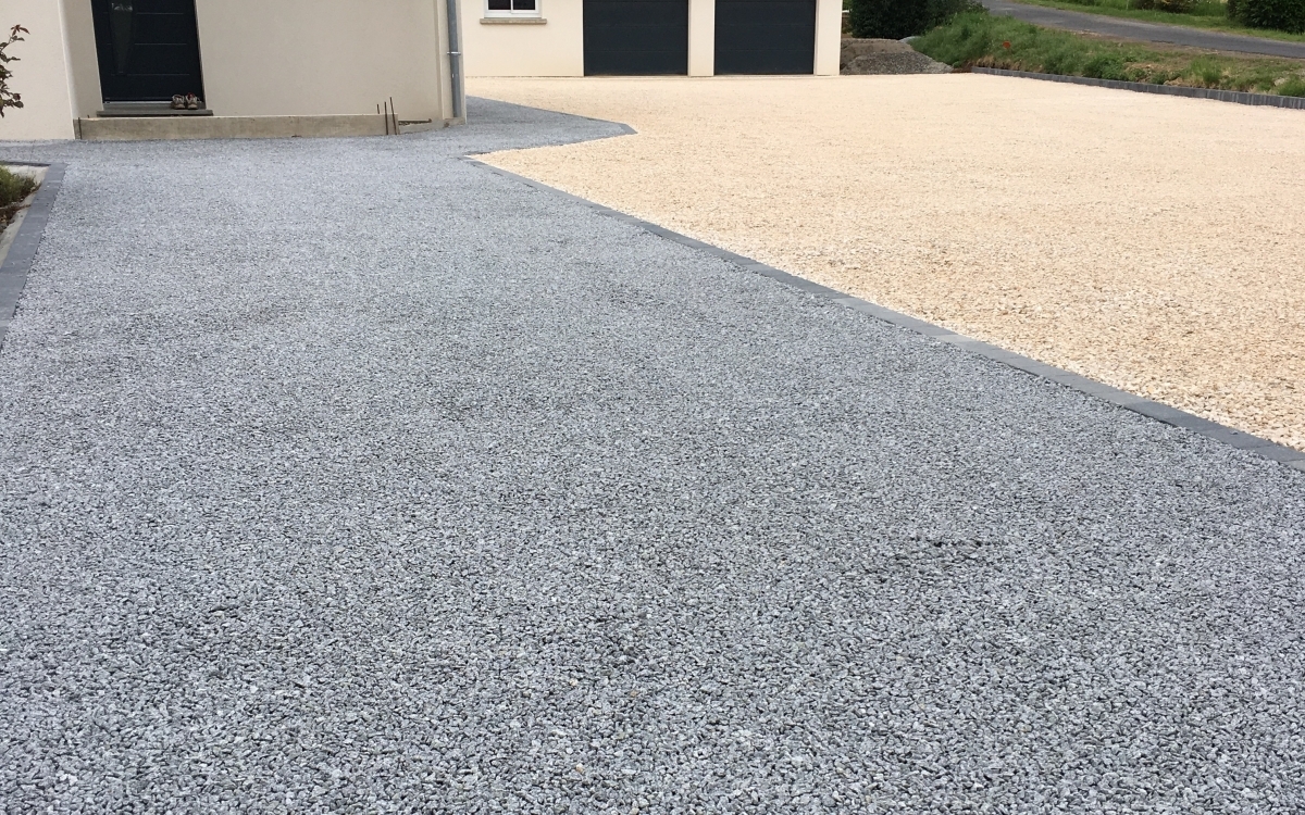 Conception Cour en Alvostar  Combronde ralise le 30/04/2025