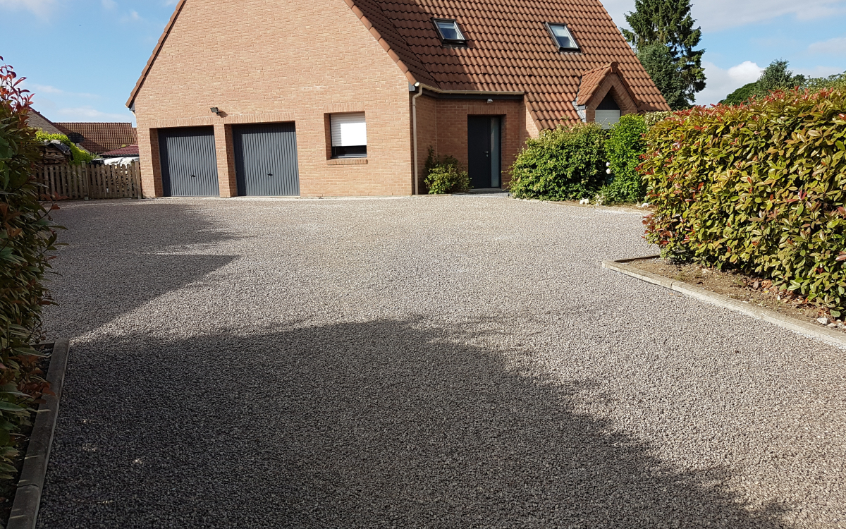 Ralisation Cour en Gravistar  Sailly-sur-la-Lys cre le 01/05/2025