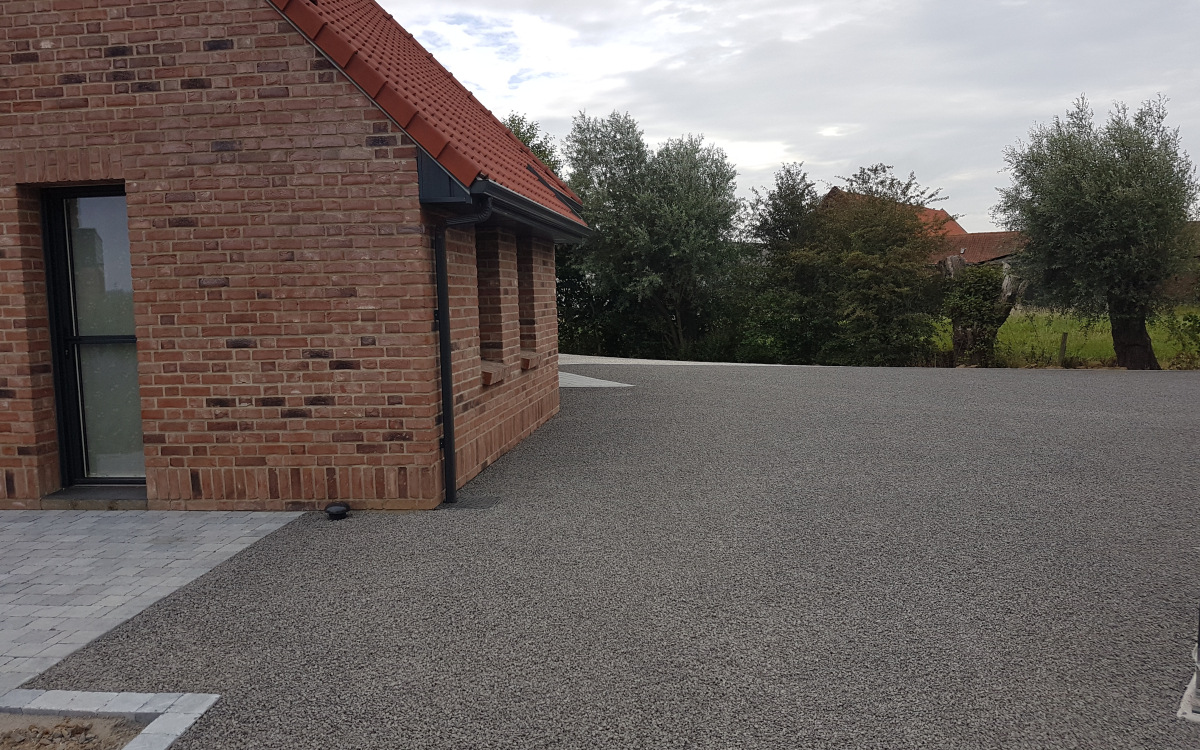Conception Cour en Gravistar  Nieppe cre le 01/05/2025