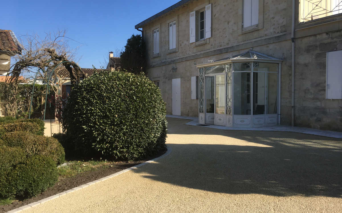 Ralisation Cour en Gravistar  Tresses conue le 01/05/2025