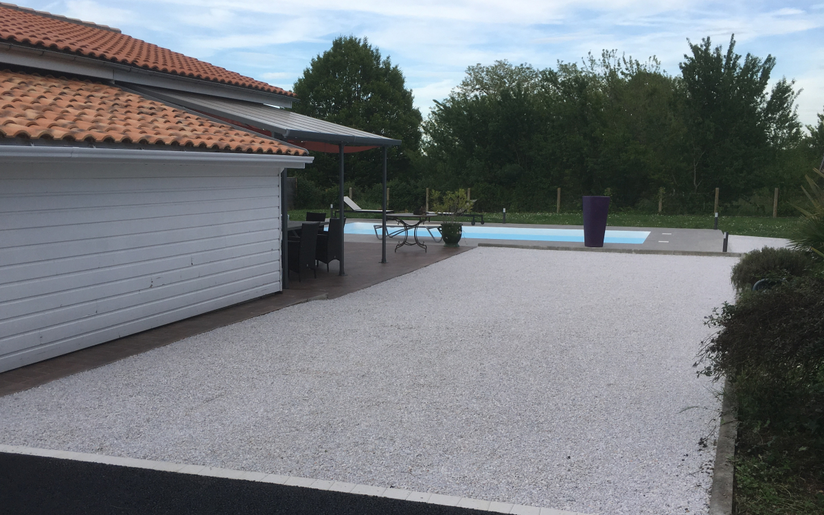 Ralisation Cour en Alvostar  Tresses conue le 01/05/2025