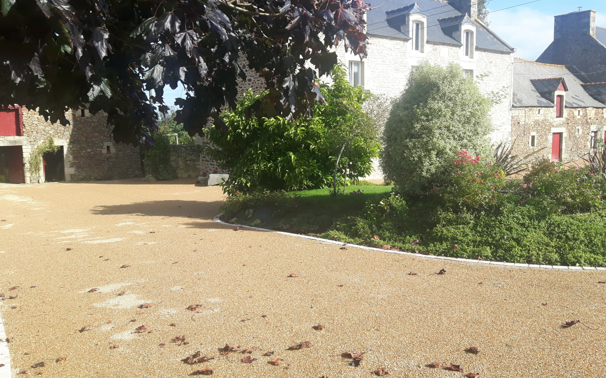Conception Cour en Gravistar  Dinan ralise le 01/05/2025