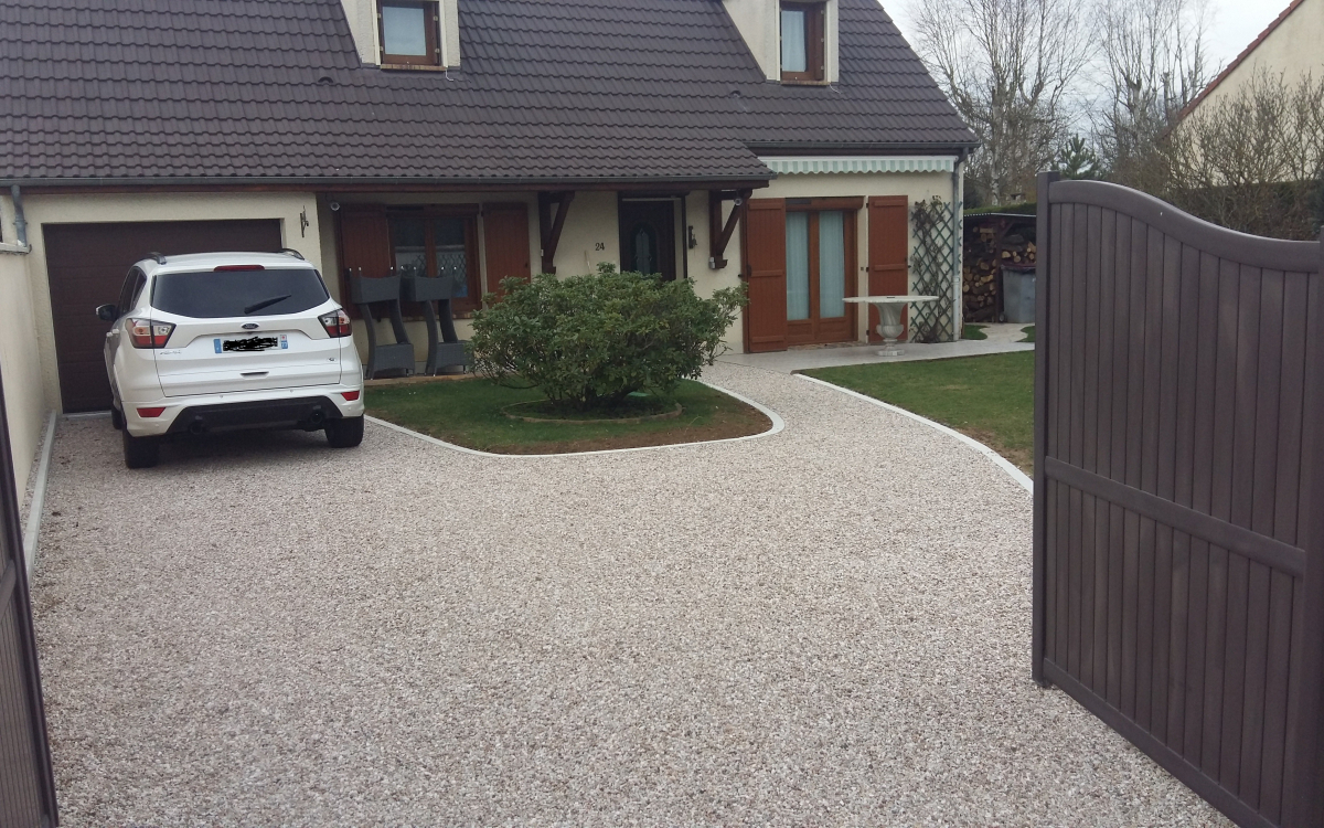 Cration Cour en Alvostar  Bourron-Marlotte conue le 09/02/2018