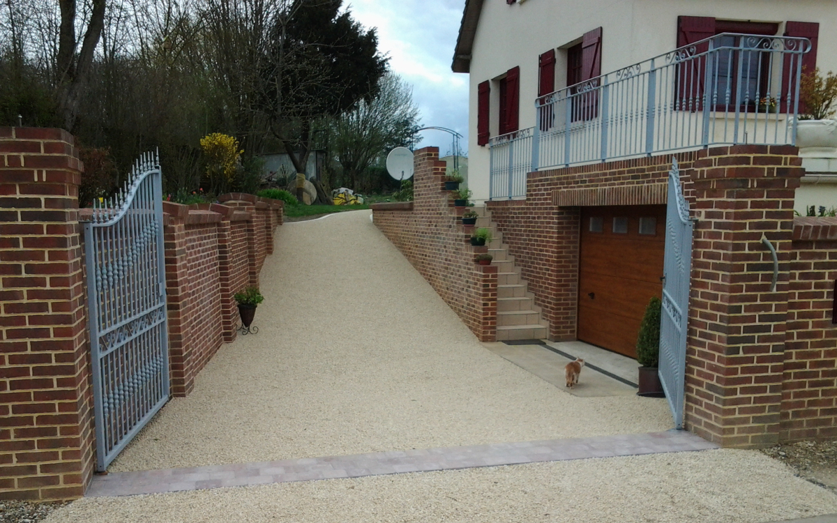 Ralisation Cour en Alvostar  Beauvais cre le 01/05/2025