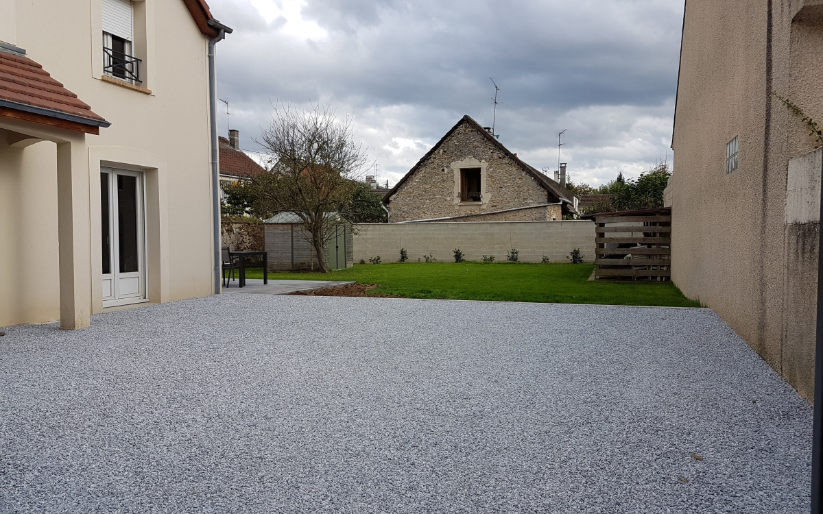 Ralisation Cour en Gravistar  Champigny-sur-Marne cre le 01/05/2025